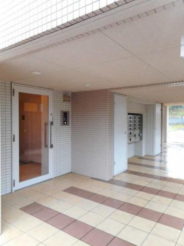 エントランス(★お部屋探しは株式会社タウンハウジング東京まで★)