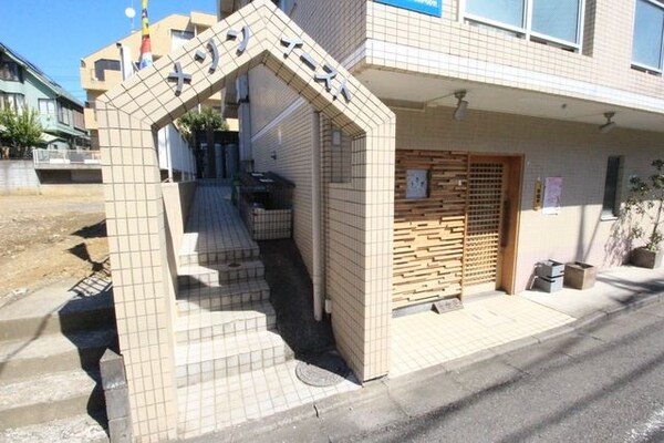 エントランス(★お部屋探しは最寄りのタウンハウジングまで★)