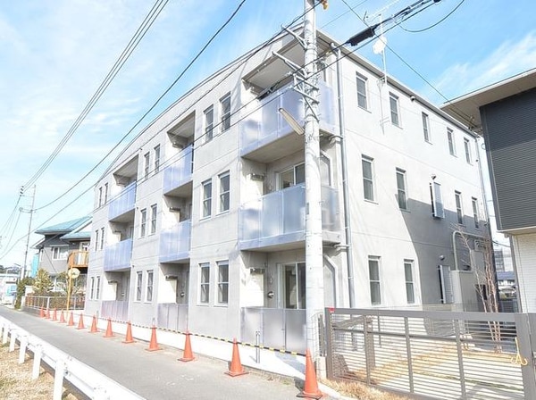 外観(★2015年築の川沿いの環境の良いマンション★)