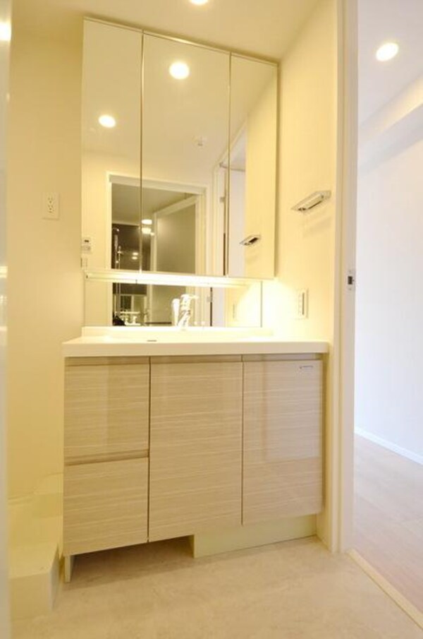 洗面(★お部屋探しはタウンハウジング高幡不動店まで★)