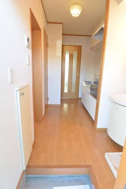 物件内観写真10　(★玄関ひろびろ★)