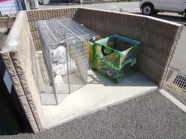 物件内観写真20　(★敷地内ゴミ置場があり、いつでもゴミを出せます★)