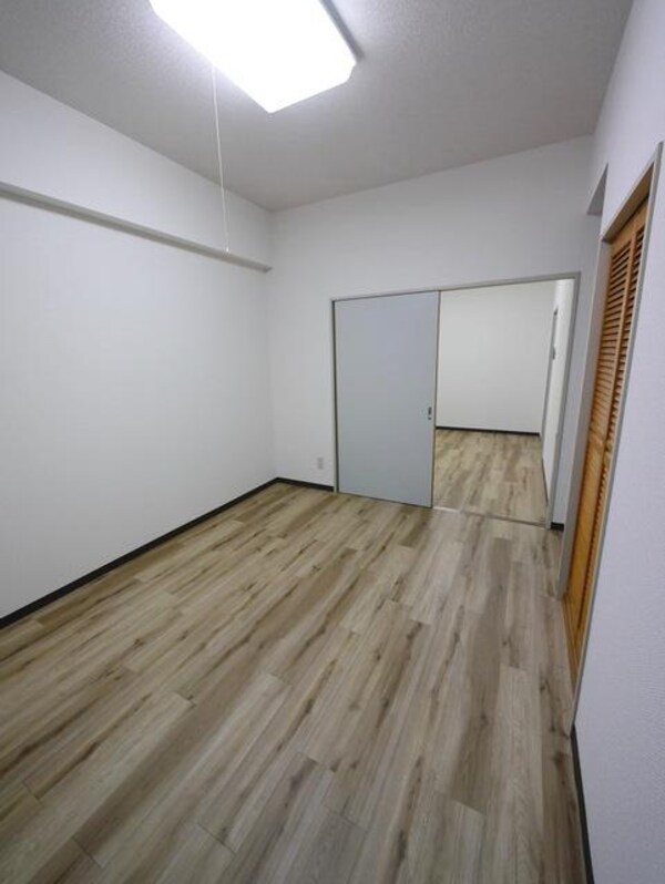 その他室内・内装(おしゃれな室内♪つなげて広くも使えます♪)