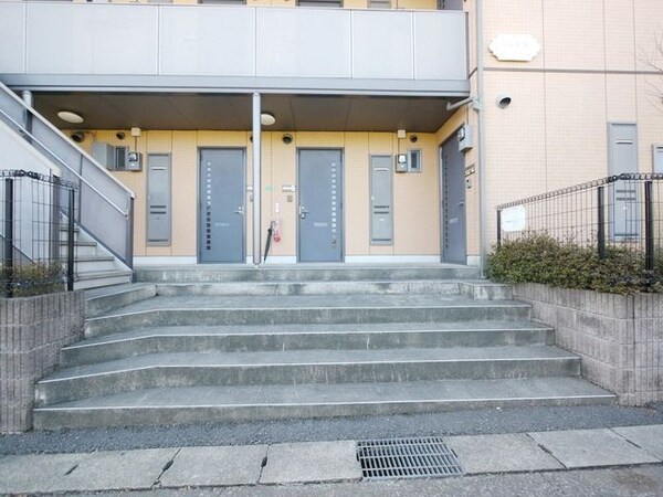 エントランス(★お部屋探しは、タウンハウジング多摩センター店へ★)