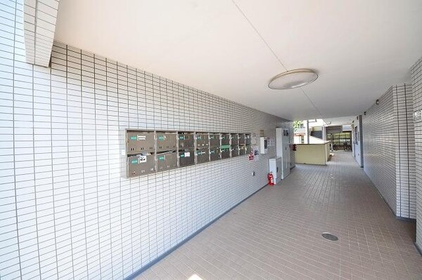 エントランス(★お部屋探しは、タウンハウジング多摩センター店へ★)