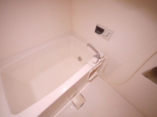 バス／シャワールーム等(別タイプ参考写真)