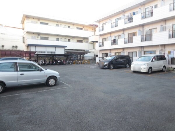 駐車場(★お部屋探しは、タウンハウジング多摩センター店へ★)