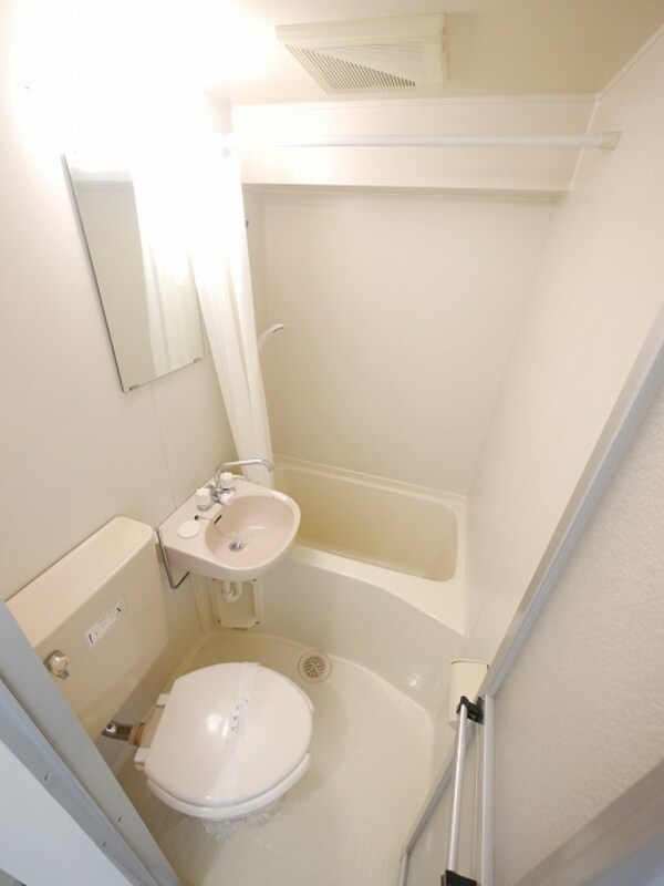 バス／シャワールーム等