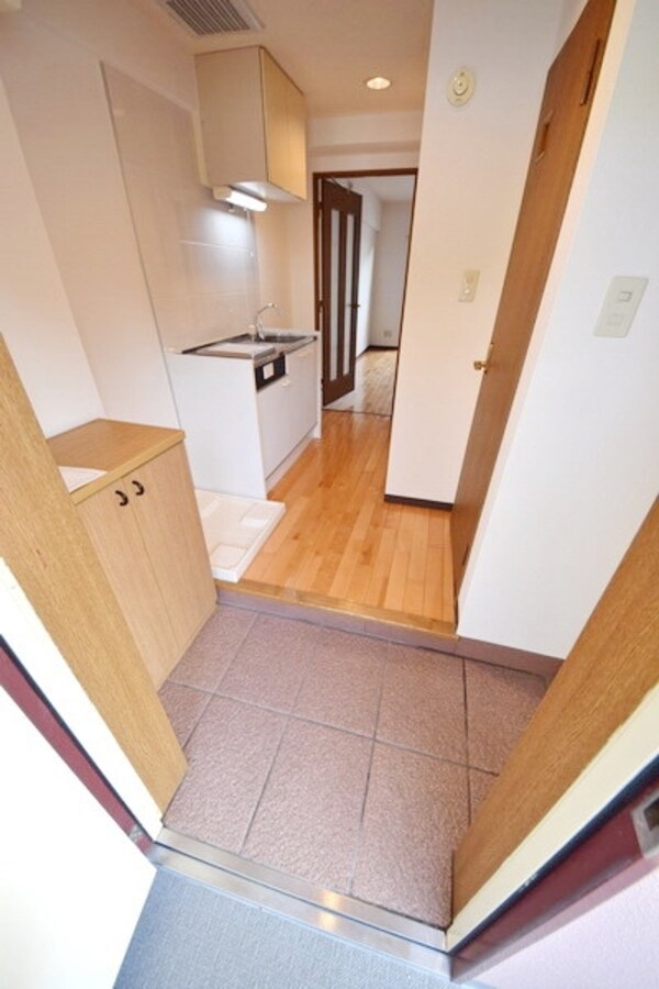 玄関(★玄関周りも綺麗ですね★)