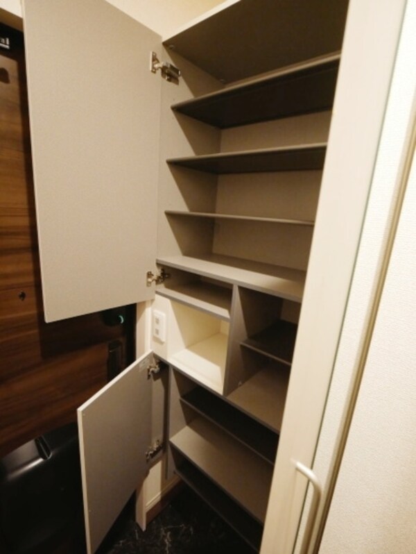 設備(★シューズボックスです★)