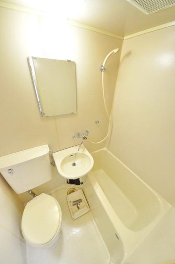 バス／シャワールーム等(☆１日の疲れを癒して下さい☆)