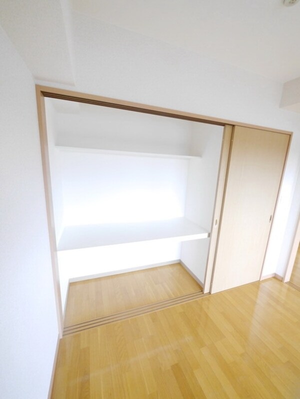 設備(★大きな収納スペースです★)