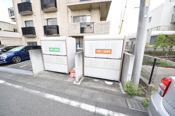 共有部分(ごみ置き場)