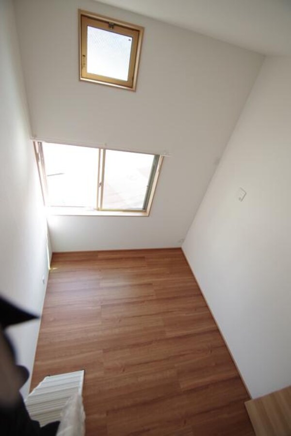 寝室(★ロフトから見下ろしました★)