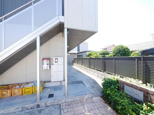 エントランス(★お部屋探しは株式会社タウンハウジング東京まで★)