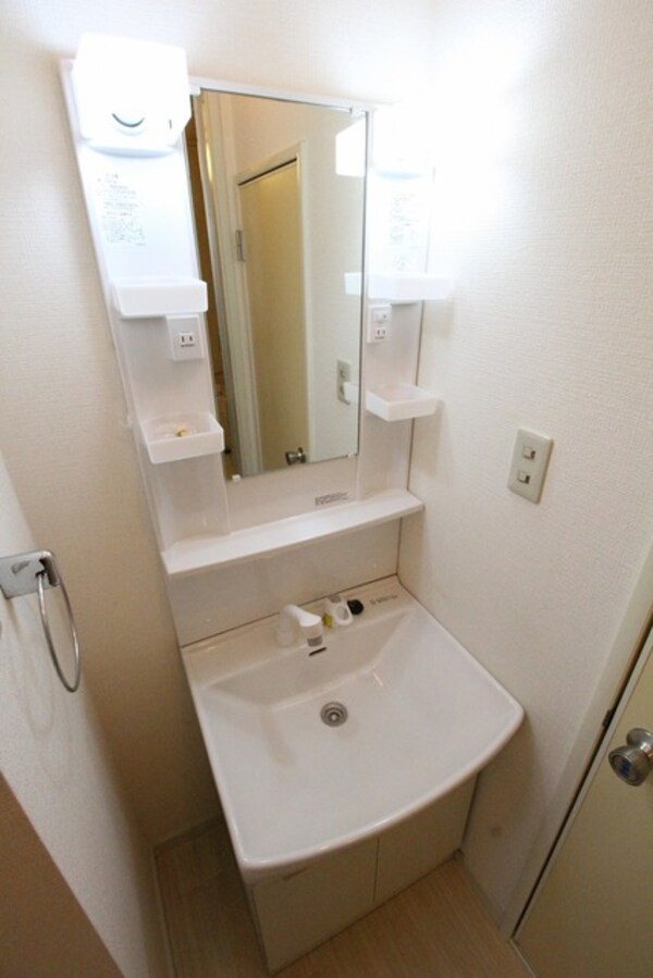 洗面(★忙しい朝に便利なシャンプードレッサー★)