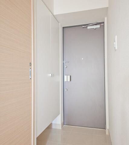 玄関(★お部屋探しは株式会社タウンハウジング東京まで★)