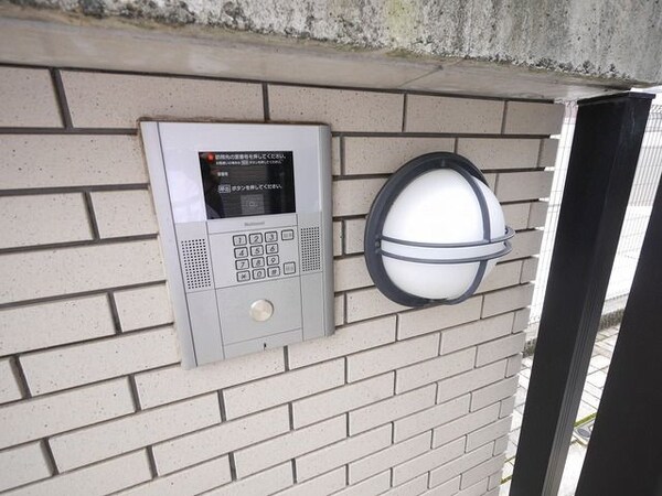 エントランス(★お部屋探しは、タウンハウジング多摩センター店へ★)