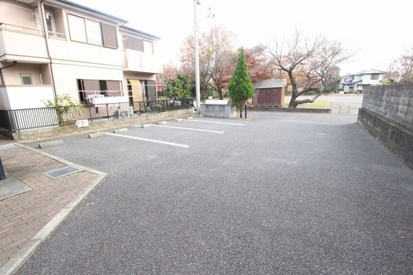 駐車場(★見学希望等はタウンハウジング多摩センター店までお気軽に♪★)