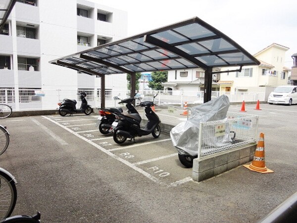 共有部分(★有料バイク置場です★)