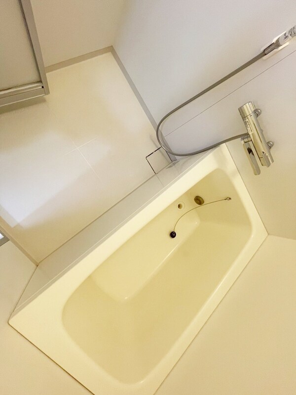 バス／シャワールーム等(※別部屋参考写真です)