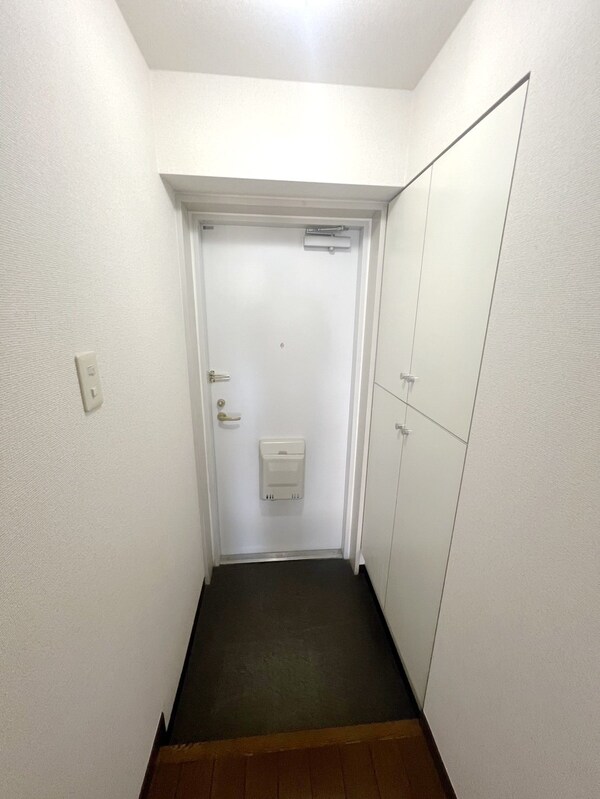 玄関(玄関)