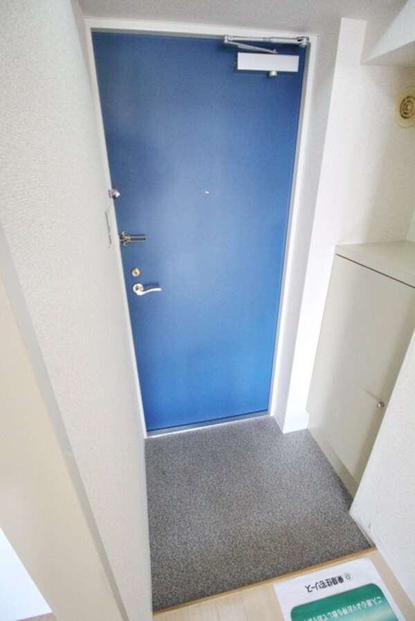 玄関(※別部屋参考写真です)