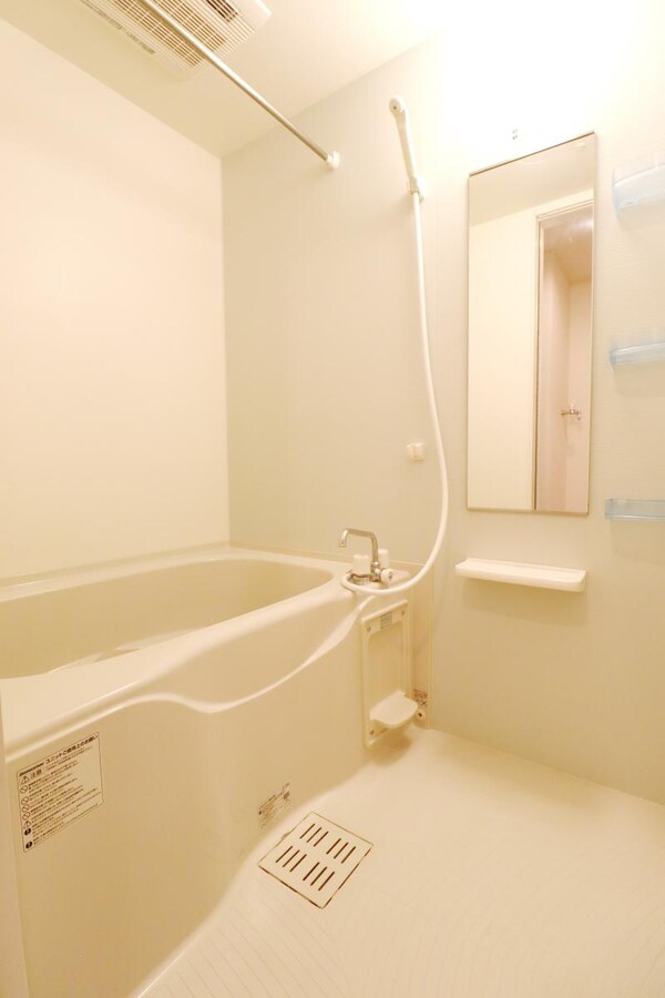 バス／シャワールーム等(バス／シャワールーム等)