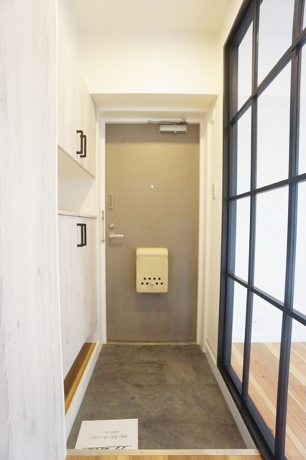 玄関(※別部屋参考写真です)