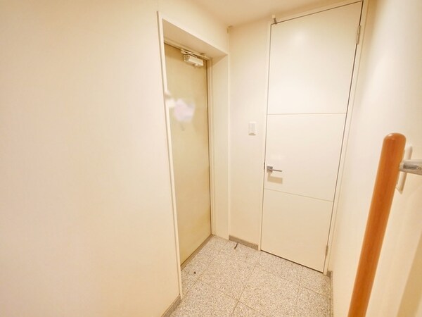 玄関(※別部屋参考写真です)