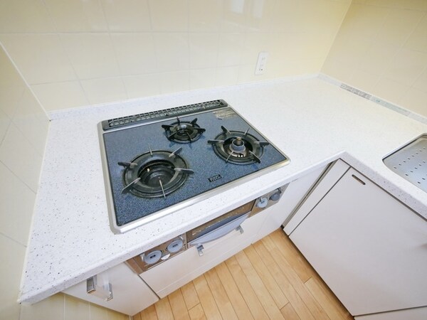 キッチン(※別部屋参考写真です)