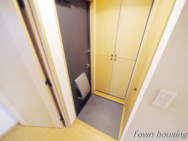 玄関(同シリーズ)