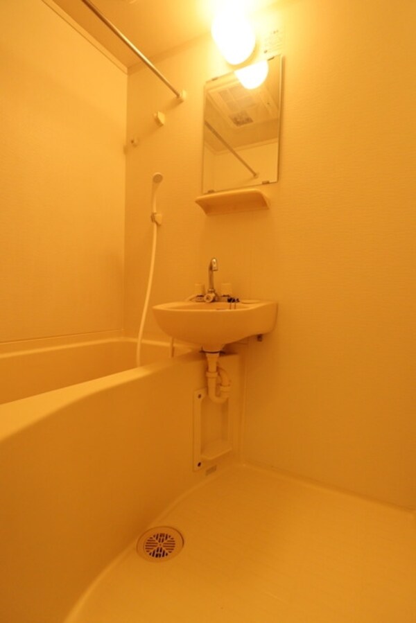 バス／シャワールーム等