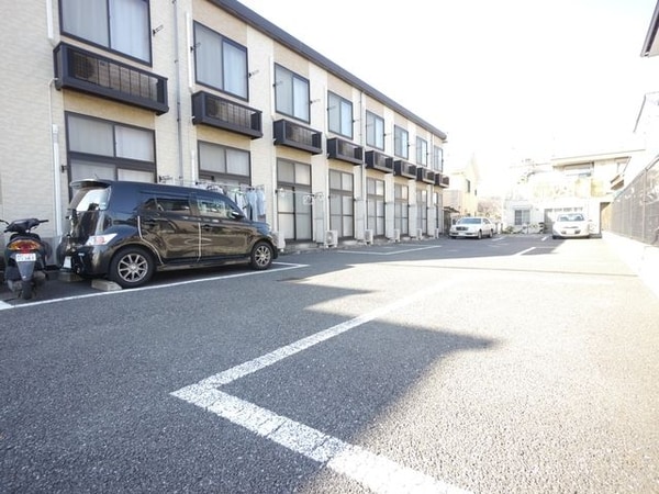 駐車場(★敷地内に駐車場あります★)