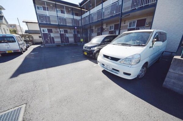 駐車場(★敷地内駐車場です★)