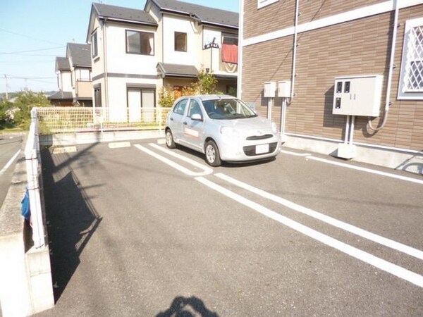 駐車場(★　敷地内駐車場　★)