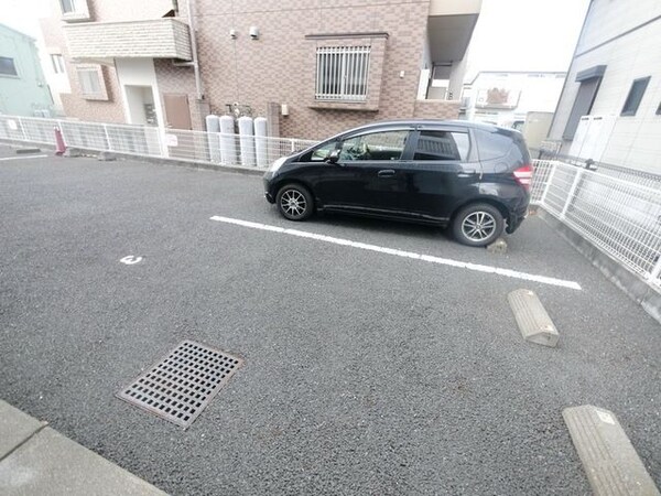 駐車場(★お部屋探しはタウンハウジング橋本店まで★)
