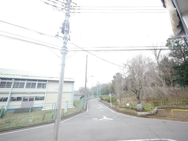 眺望(★公園や中学校はすぐそばにある住環境です★)