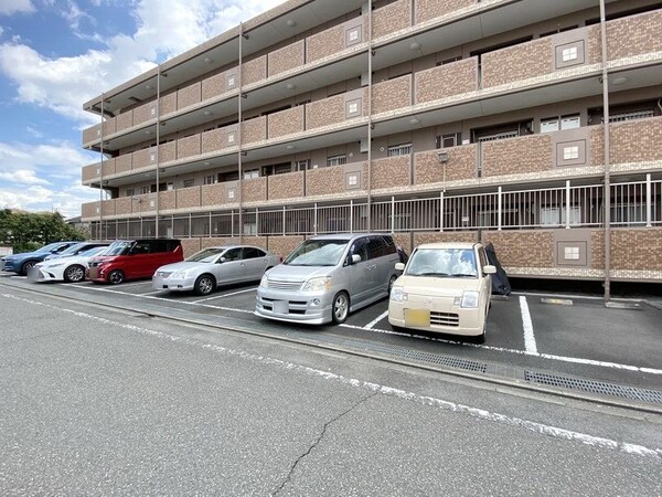 駐車場(★お問い合わせはタウンハウジング神奈川橋本店まで★)