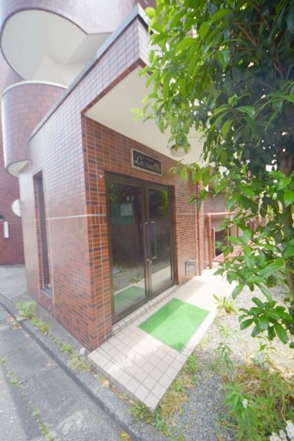 エントランス(★お部屋探しは、タウンハウジング多摩センター店へ★)