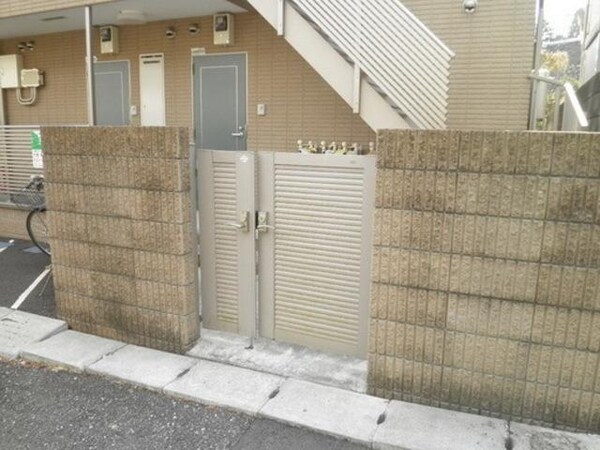 エントランス(★お部屋探しは、タウンハウジング多摩センター店へ★)