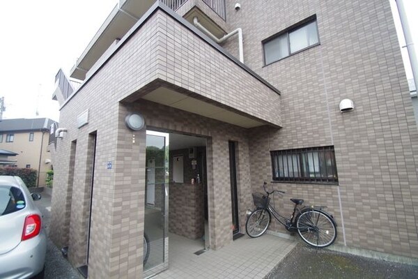 エントランス(★タウンハウジング町田店までお問い合わせ下さい★)