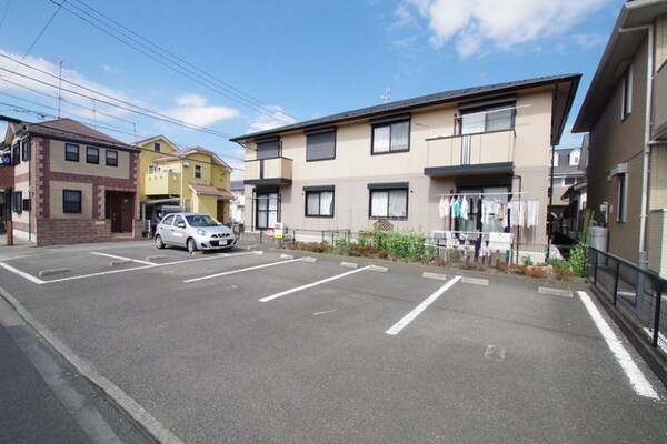 外観(★１Ｆでも日当たりのいい建物です★)