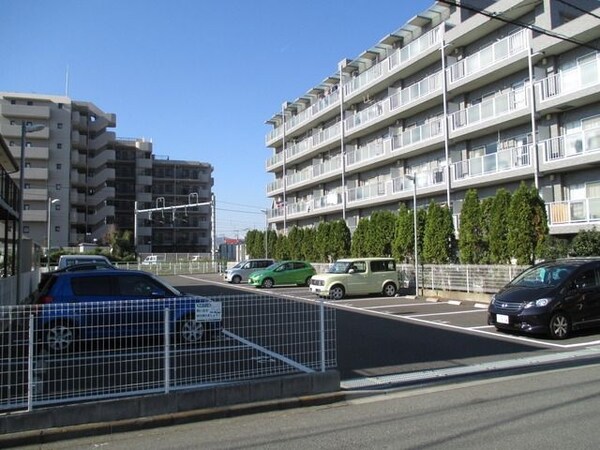 駐車場(★お部屋探しは、タウンハウジング多摩センター店へ★)