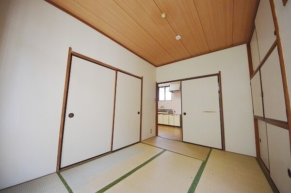 寝室