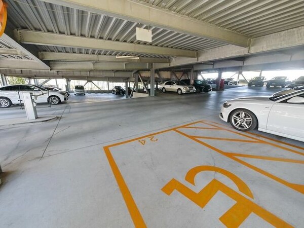 駐車場(★お部屋探しは、タウンハウジング多摩センター店へ★)