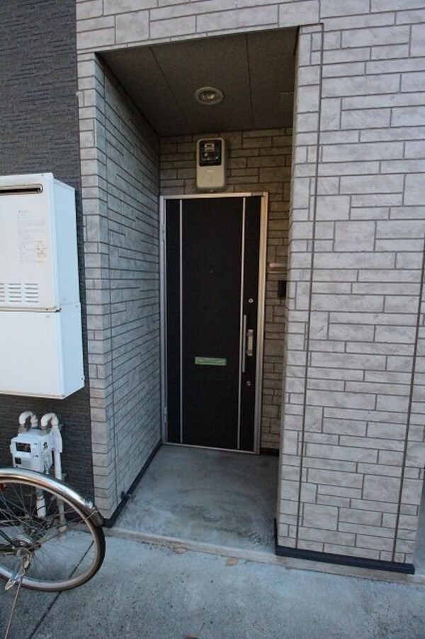エントランス(★お部屋探しは、タウンハウジング多摩センター店へ★)