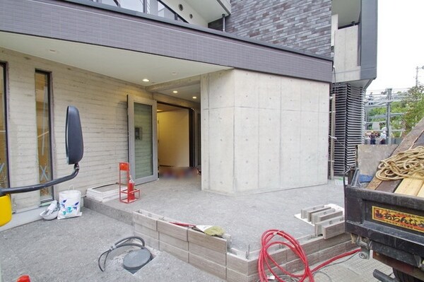 エントランス(★お問い合わせはタウンハウジング稲田堤店まで★)