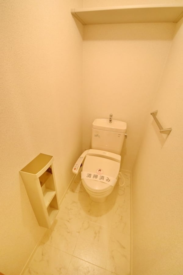 トイレ(★嬉しいウォシュレット付き★)