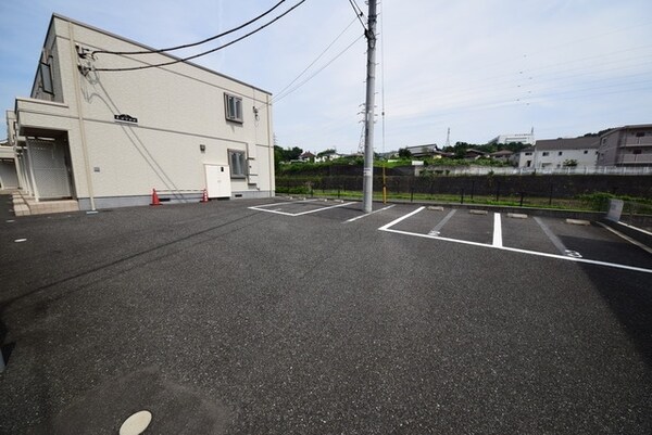 駐車場(★敷地内駐車場★空要確認★)